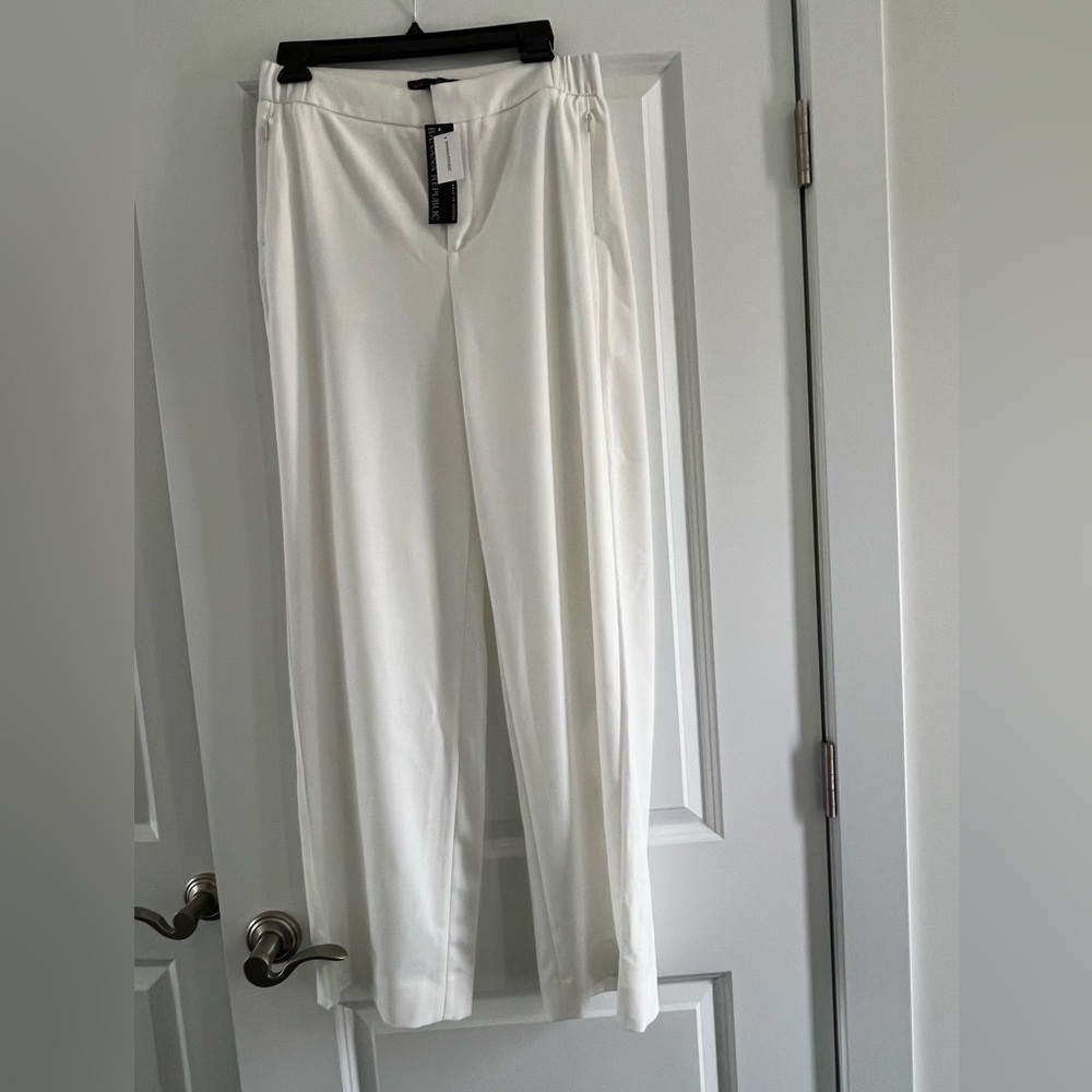 Banana Republic off white trousers size 6